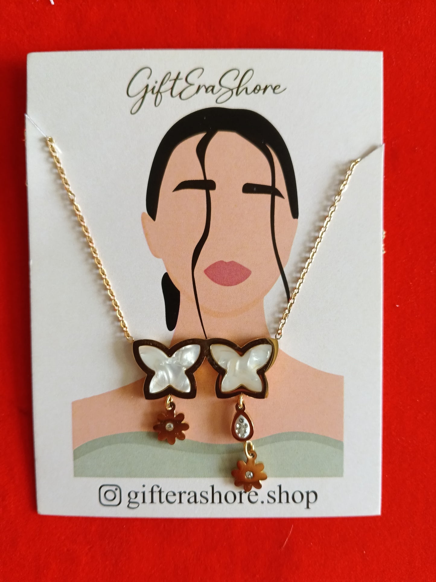 Mother of Pearl Butterfly & Flower Necklace - Gift Era Shore